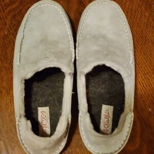 Women's OluKai Nohea Soft Leather Shearling Slipper Pale Grey Size 7 EUC